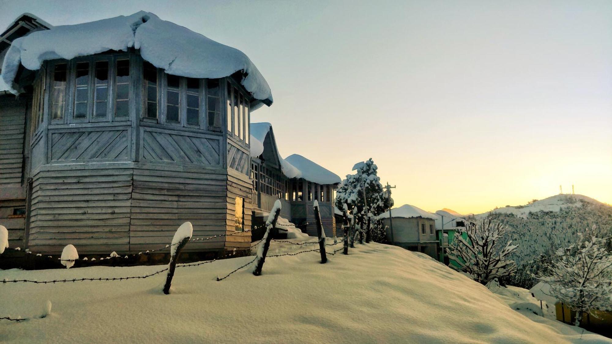 Black Bear Cottage Khajjiar Luaran gambar